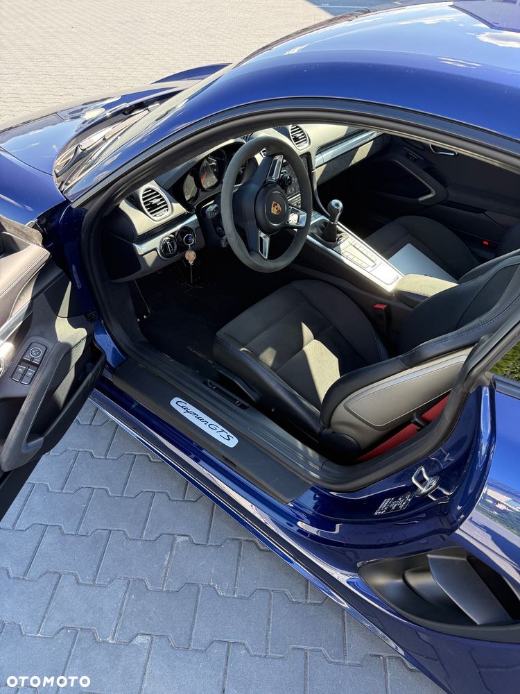 Porsche 718 Cayman - 10