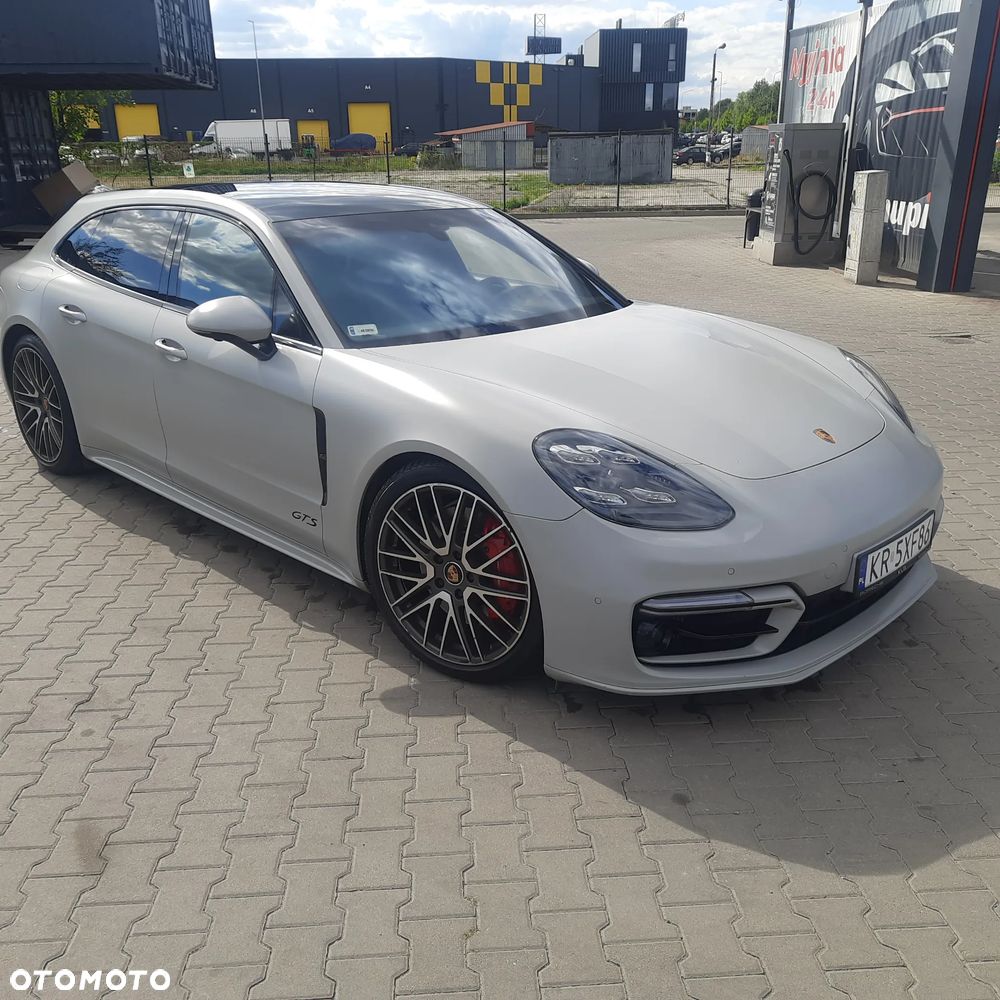 Porsche Panamera GTS - 1