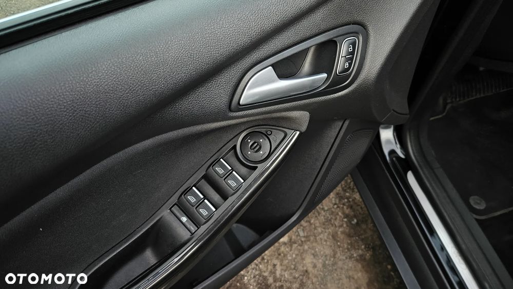 Ford Focus 1.0 EcoBoost Titanium ASS - 26