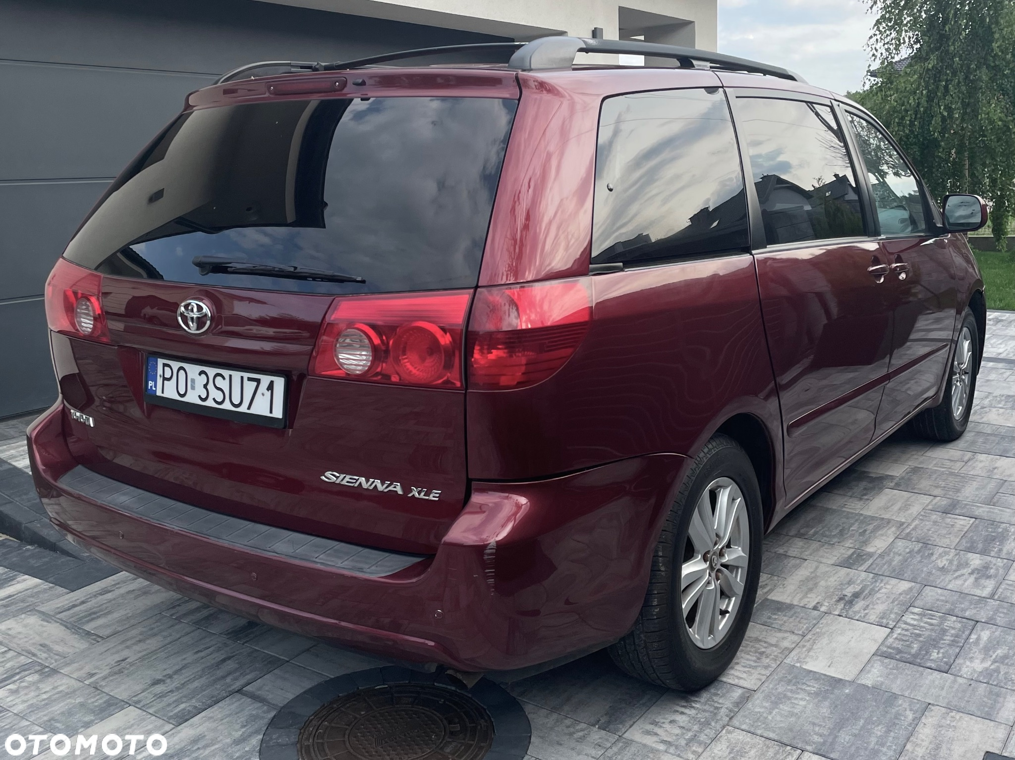 Toyota Sienna - 7