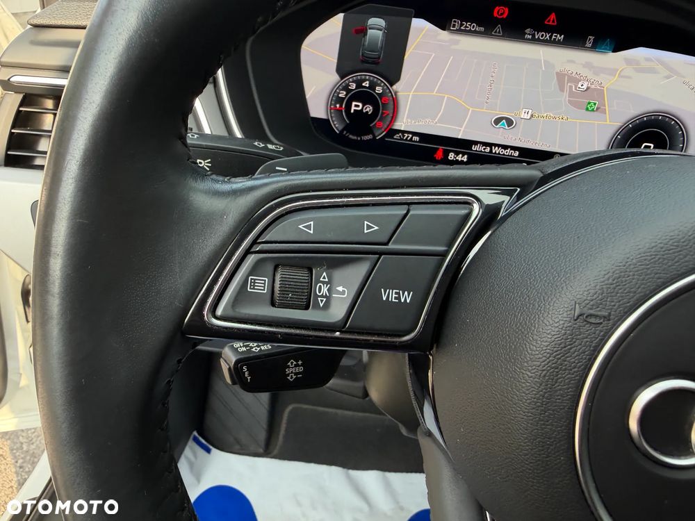 Audi A4 Avant 35 TFSI S tronic - 34