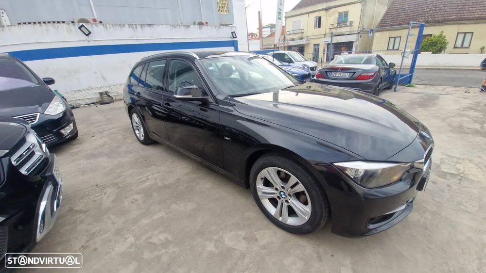BMW 318 d Touring Auto Line Sport - 4