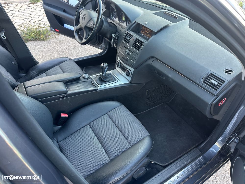 Mercedes-Benz C 220 CDI DPF Auto BlueEFFICIENCY Avantgarde - 7