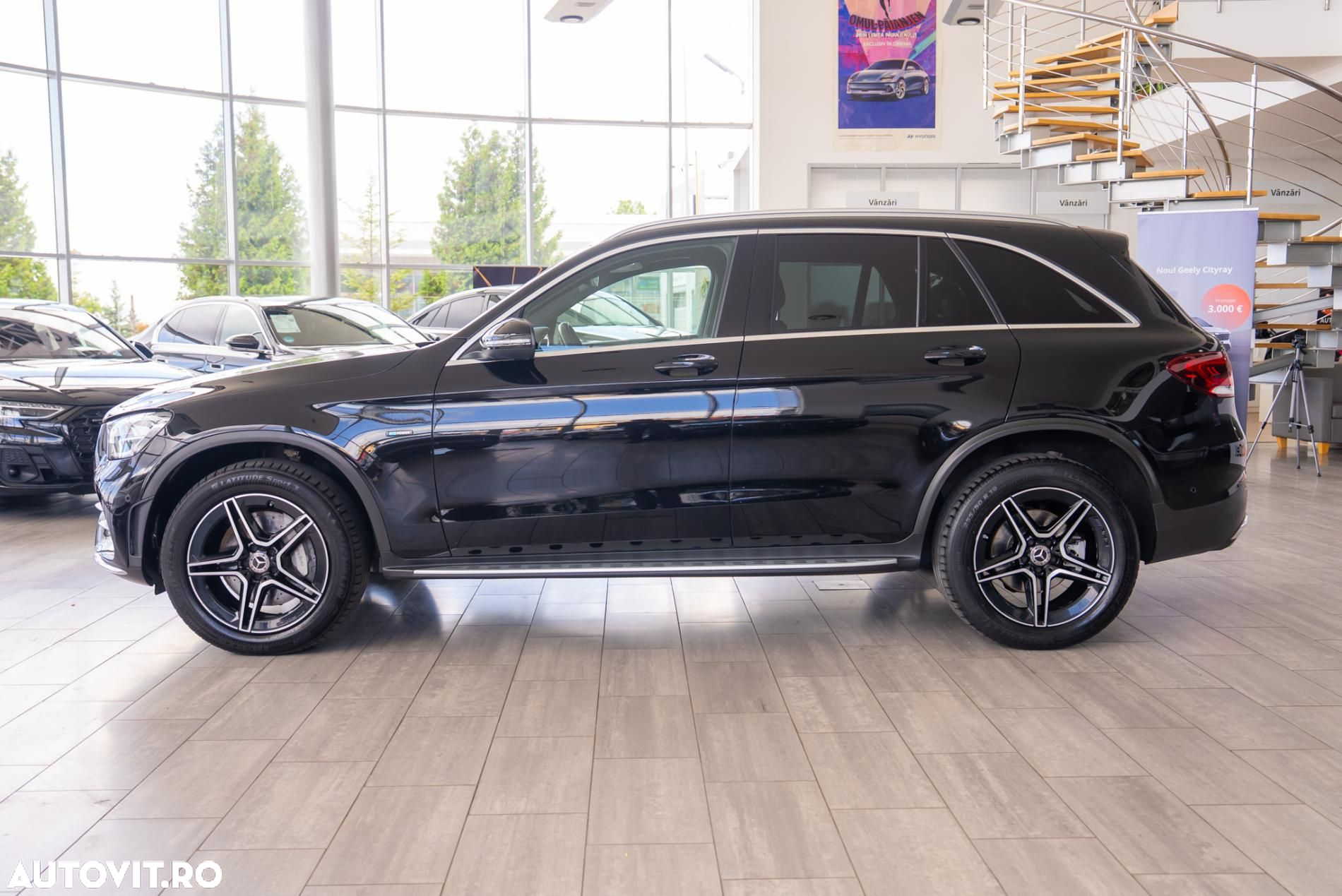 Mercedes-Benz GLC - 7