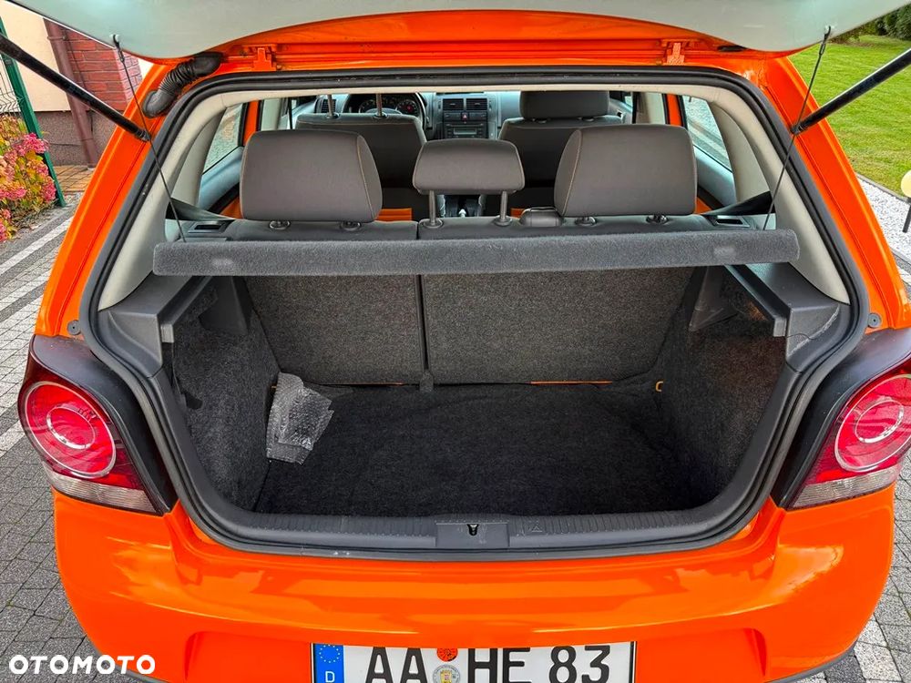 Volkswagen Polo 1.2 Cross Urban White - 19