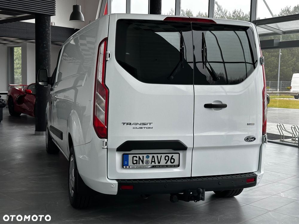Ford Transit Custom - 10