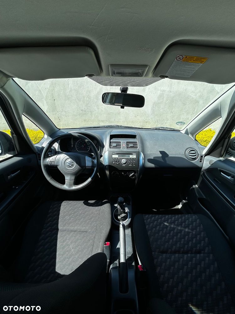 Suzuki SX4 - 5