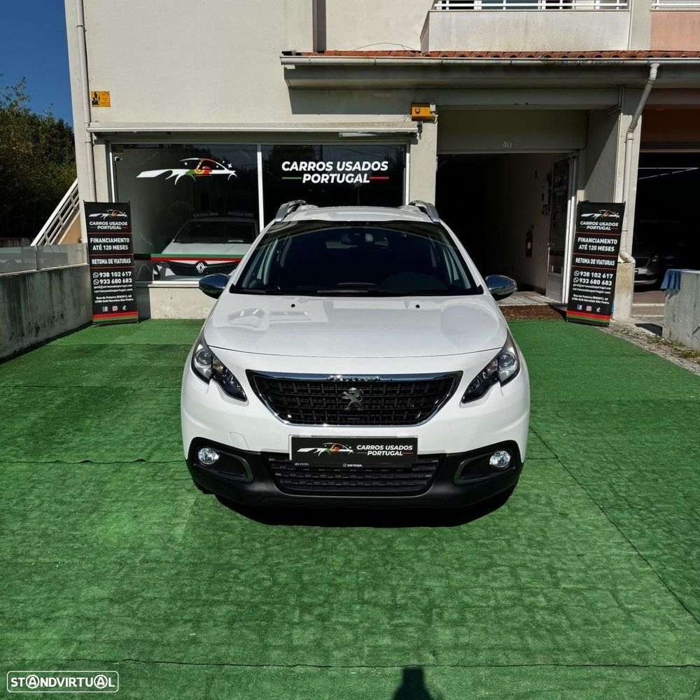Peugeot 2008 1.2 PureTech Style — fotografia 2