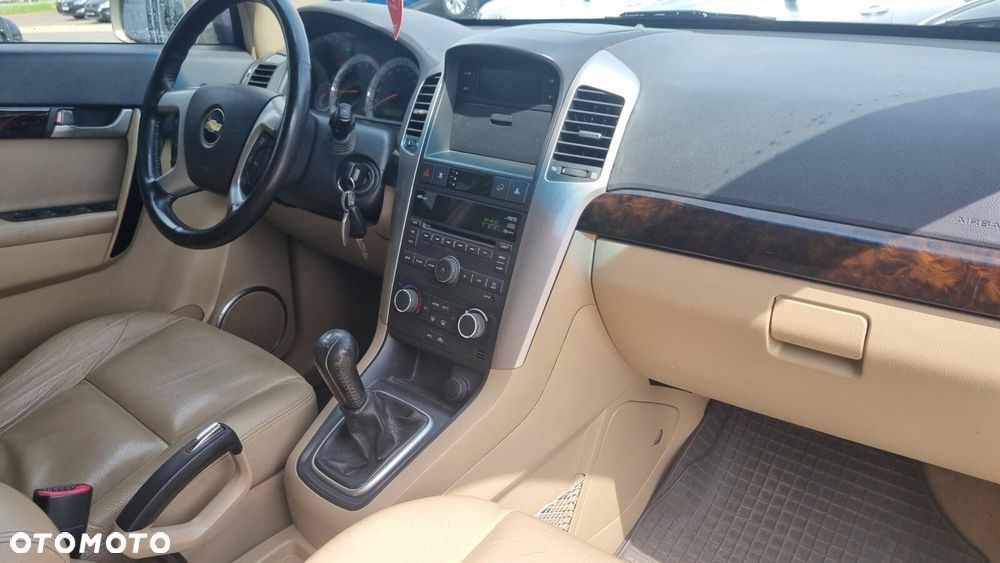 Chevrolet Captiva - 9