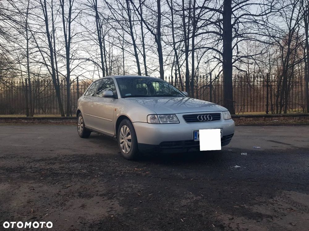 Audi A3 3-drzwiowe 1.8 Ambiente - 5