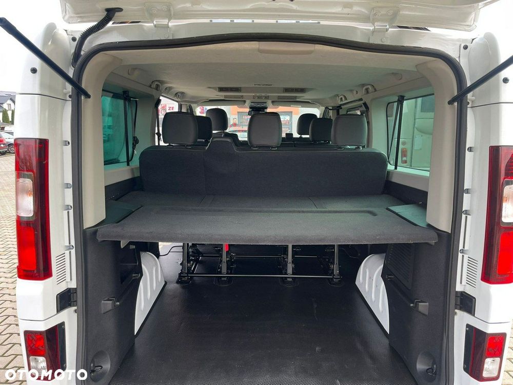 Renault Trafic - 11