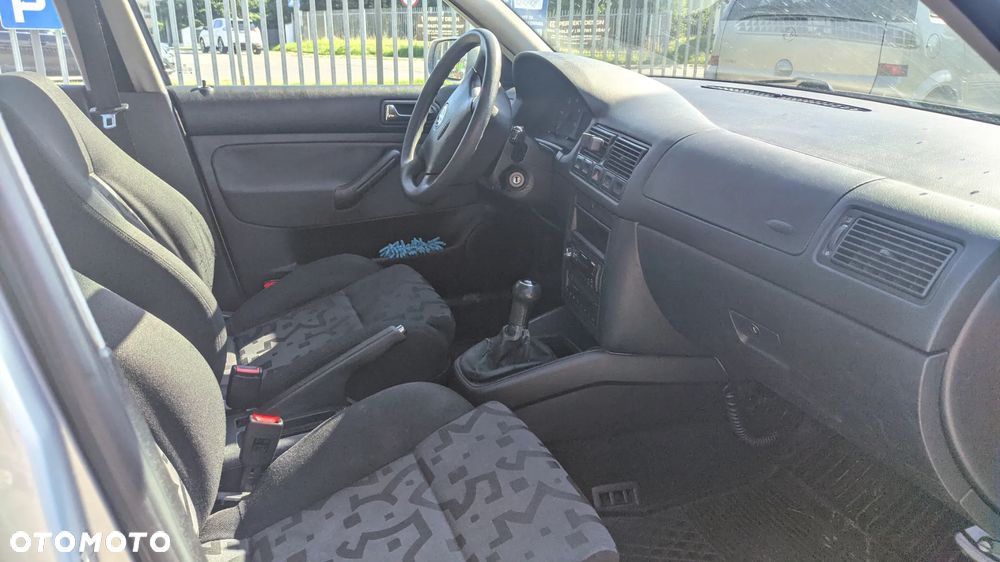 Volkswagen Golf 1.9 TDI GTI - 6