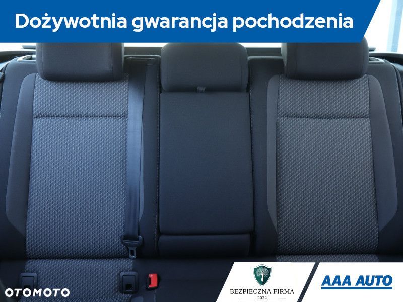Volkswagen Passat Variant - 12