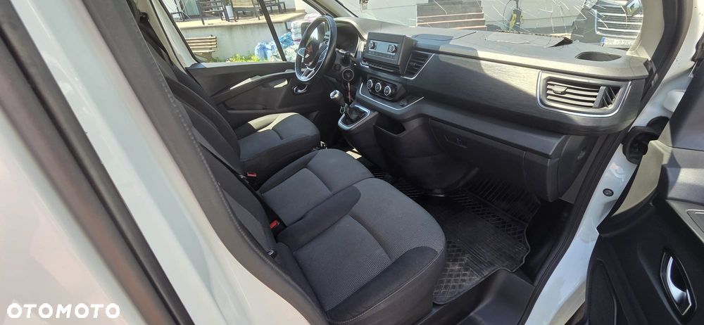 Opel Vivaro Kombi Extra Long 2,8t Enjoy - 11
