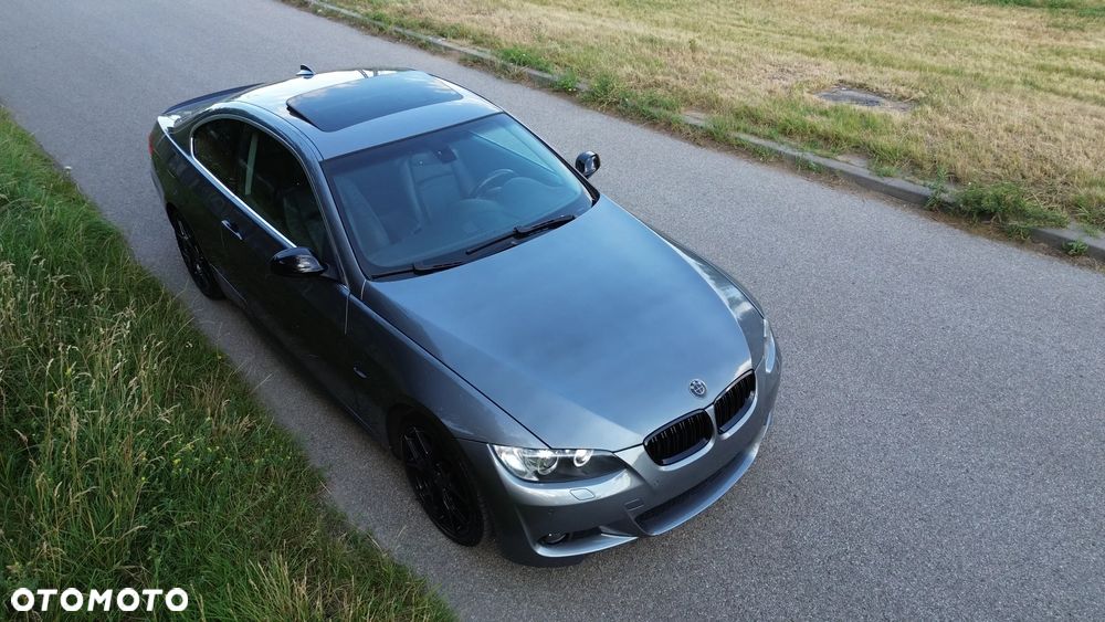 BMW Seria 3 325i - 5