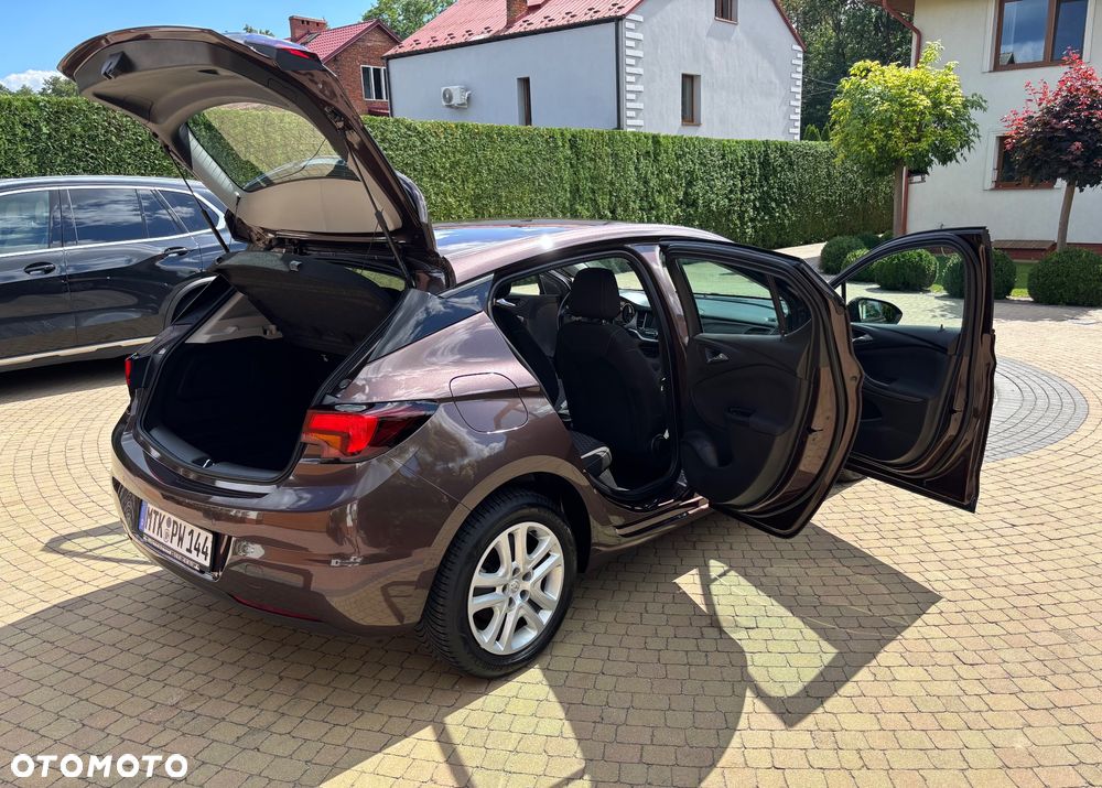 Opel Astra 1.4 Turbo Edition - 12