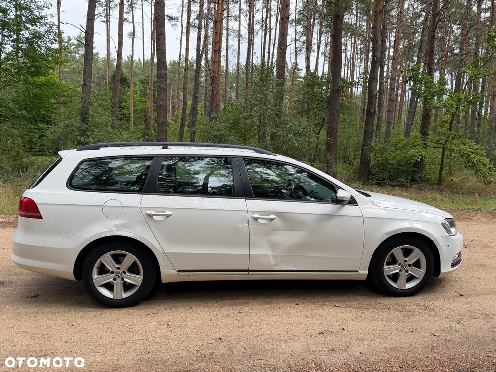 Volkswagen Passat 1.6 TDI Comfortline - 6