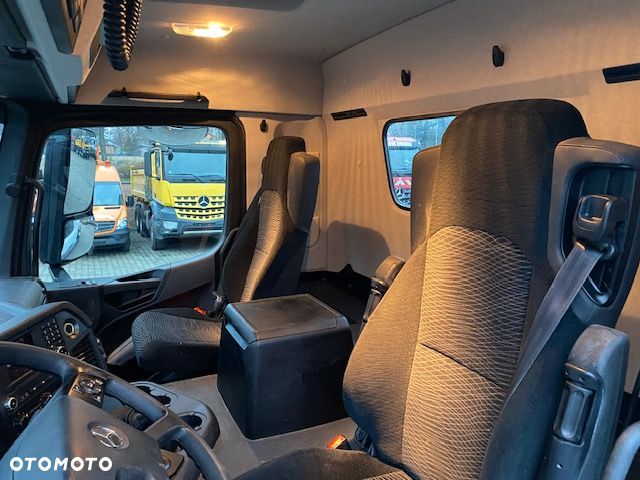 Mercedes-Benz Arocs 3240 8x4 Betonomieszrka Liebherr 9 m3  z Niemiec - 20