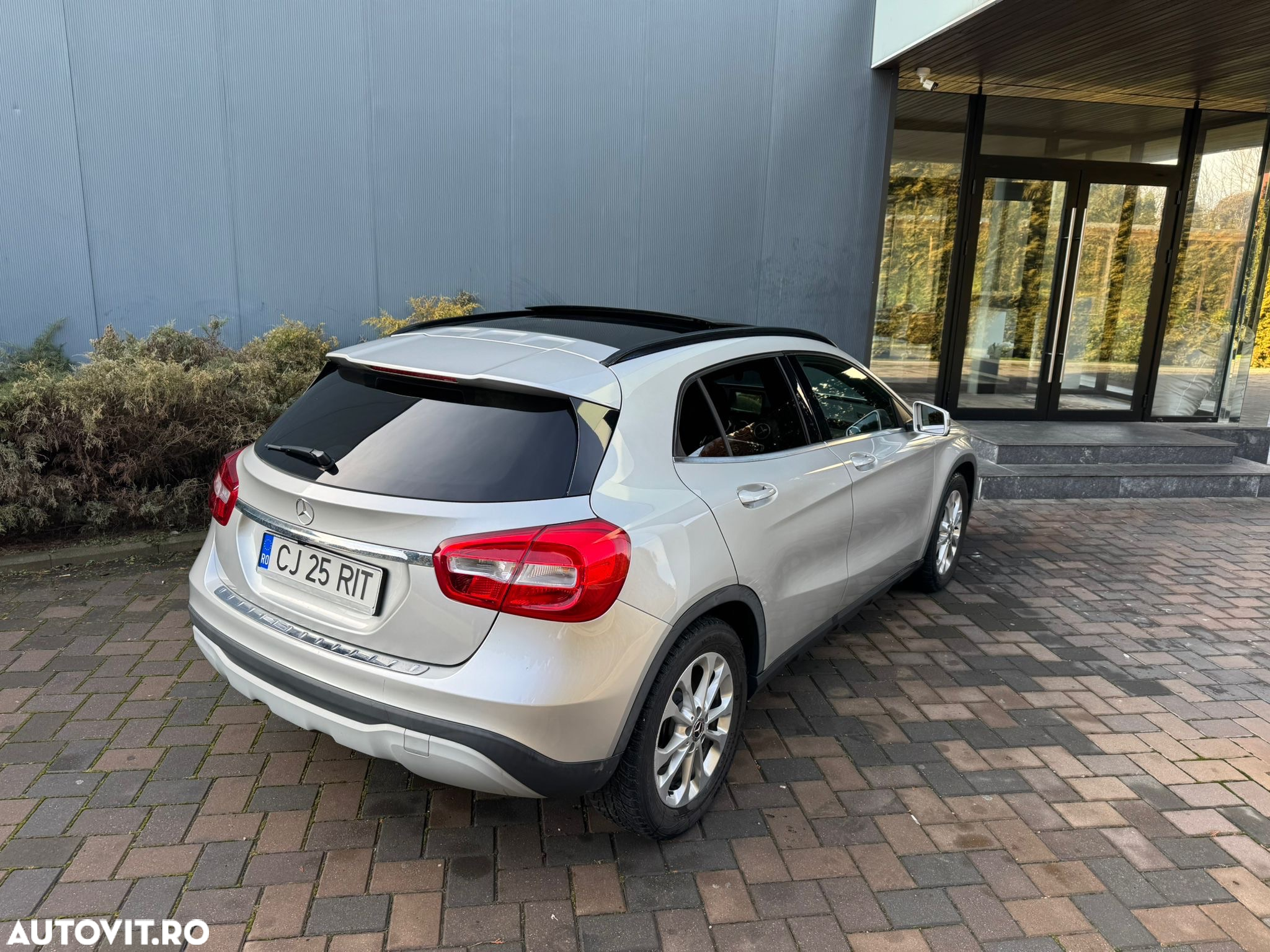 Mercedes-Benz GLA 180 (CDI) d Style - 4