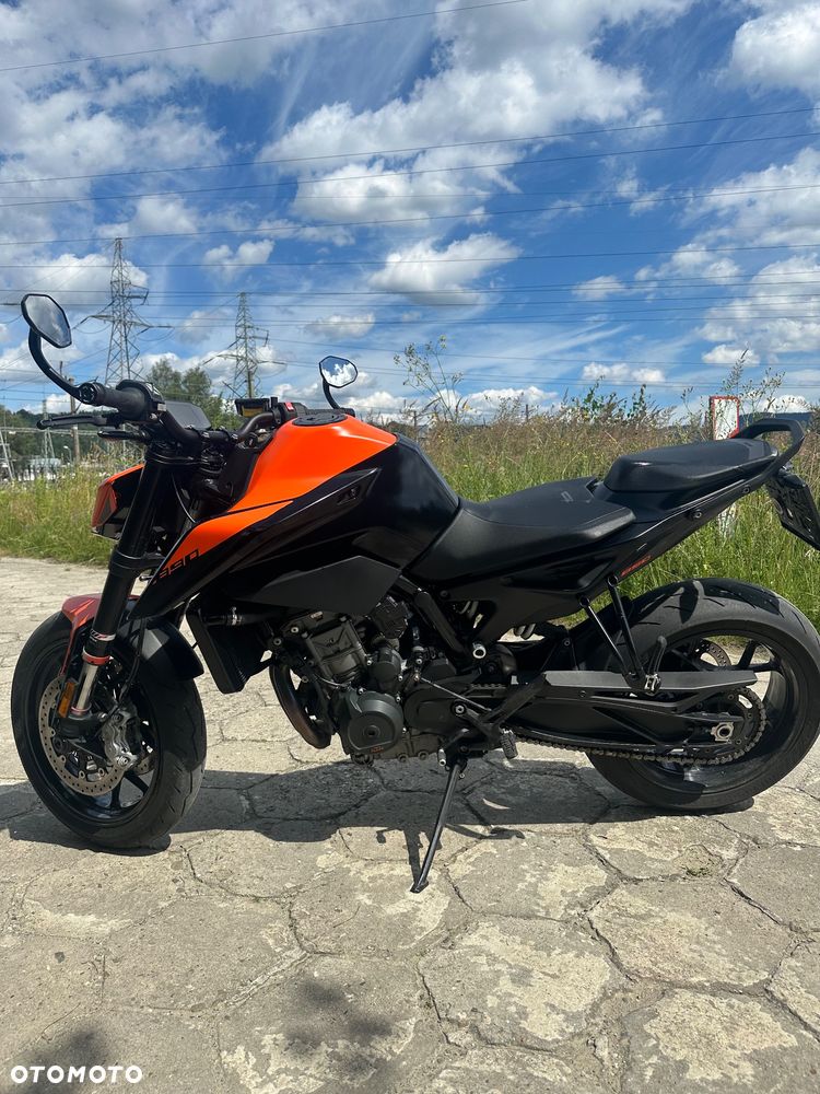 KTM DUKE 890 - 12