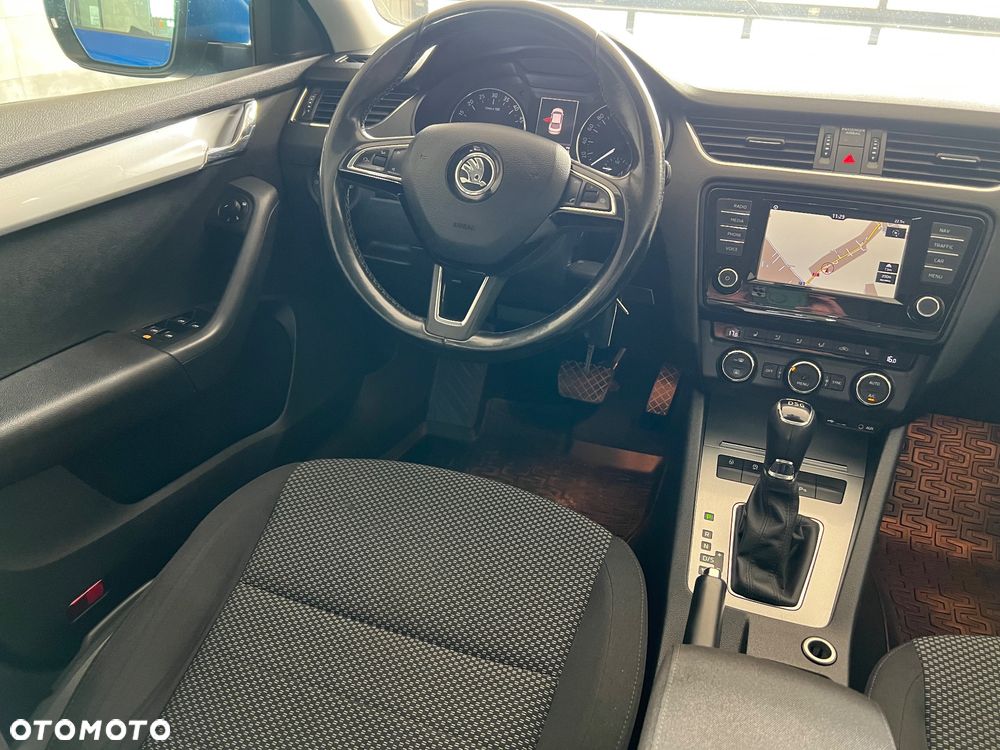 Skoda Octavia 2.0 TDI Ambition DSG - 16
