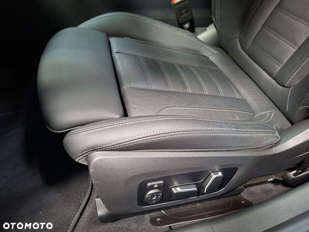 BMW Seria 3 - 13