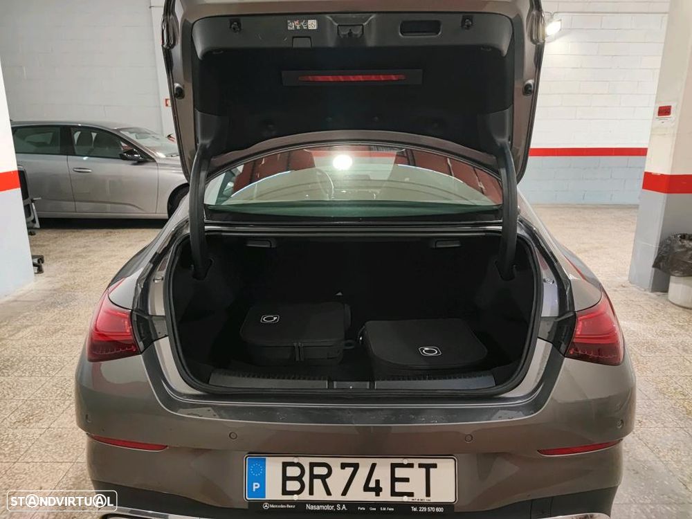 Mercedes-Benz CLA 250 e 8G-DCT AMG Line Advanced Plus - 10
