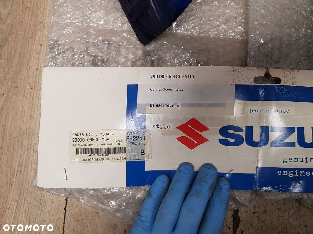 Nakładki na kufry boczne Suzuki V-Strom 990D0-06GCC-YBA - 10