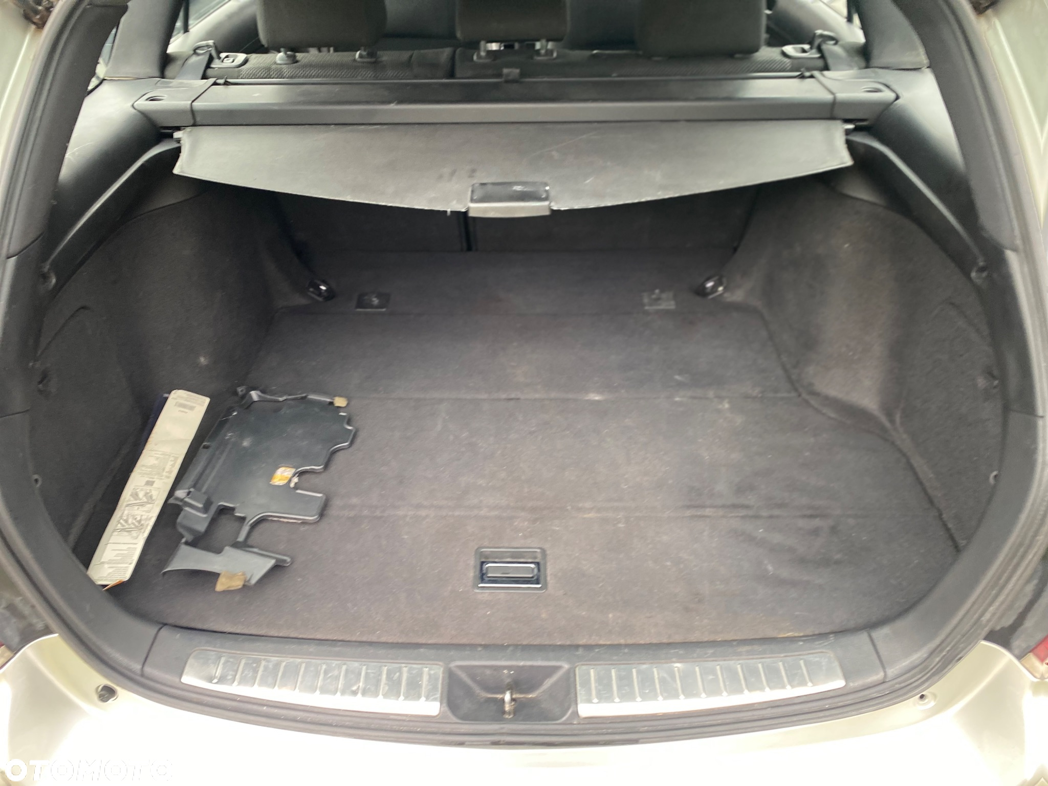 Toyota Avensis 1.8 VVT-i Luna - 10
