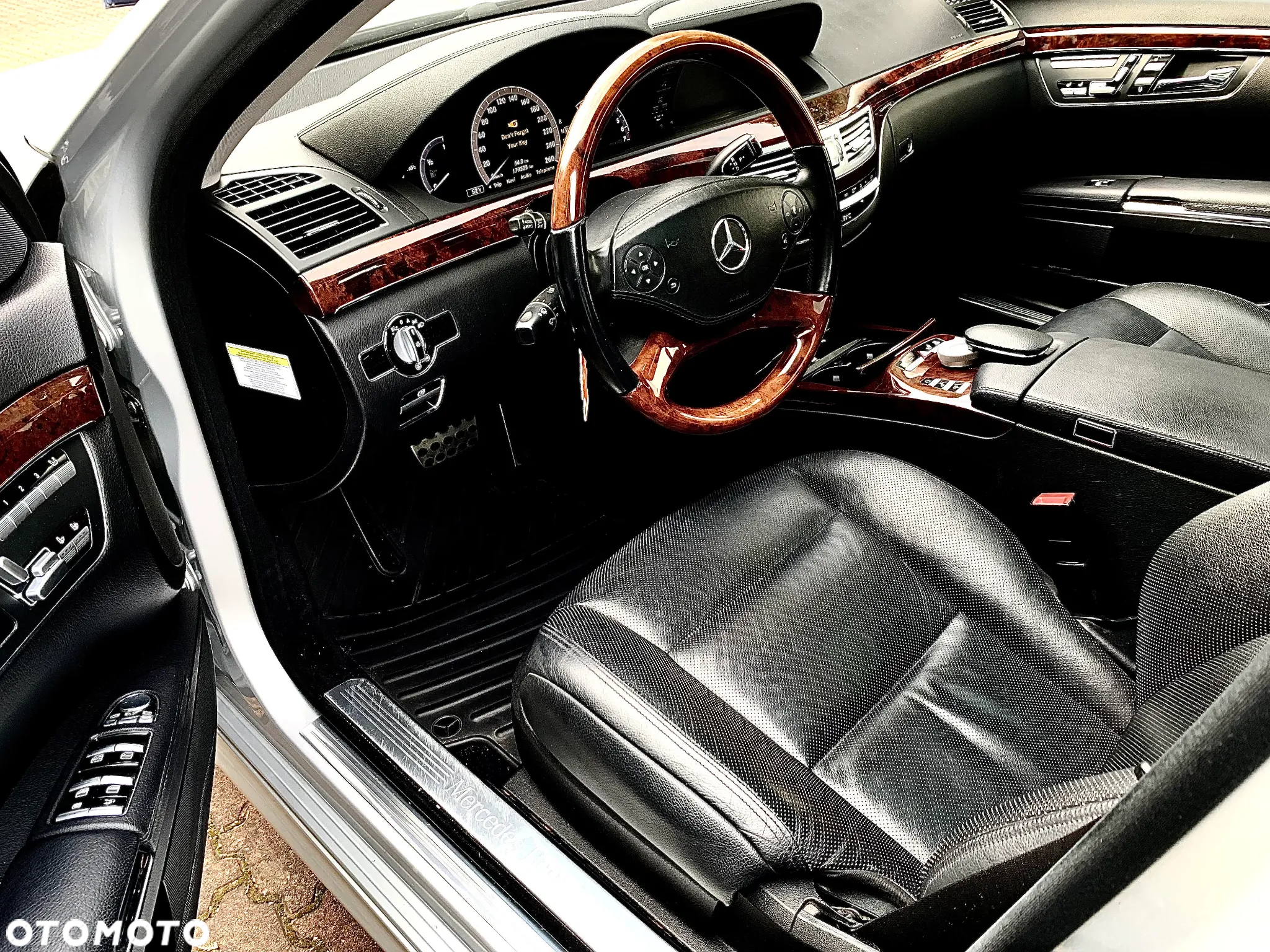 Mercedes-Benz Klasa S 500 L 4Matic 7G-TRONIC - 11