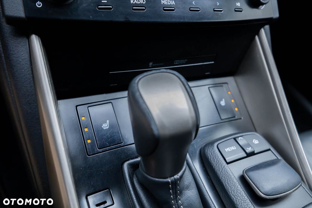 Lexus IS 250 Prestige - 36