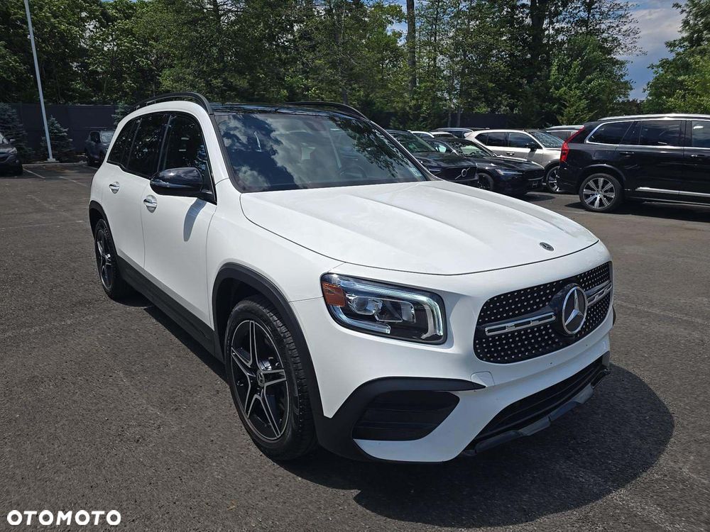 Mercedes-Benz GLB 250 4Matic 8G-DCT AMG Line - 1