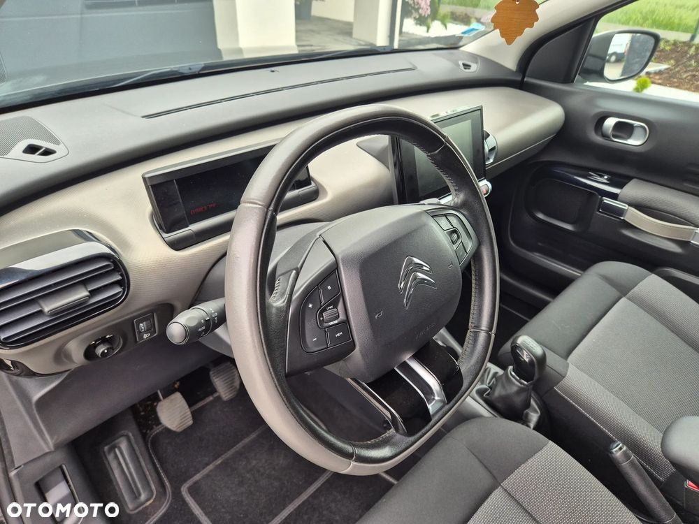 Citroën C4 Cactus 1.2 PureTech Shine - 29