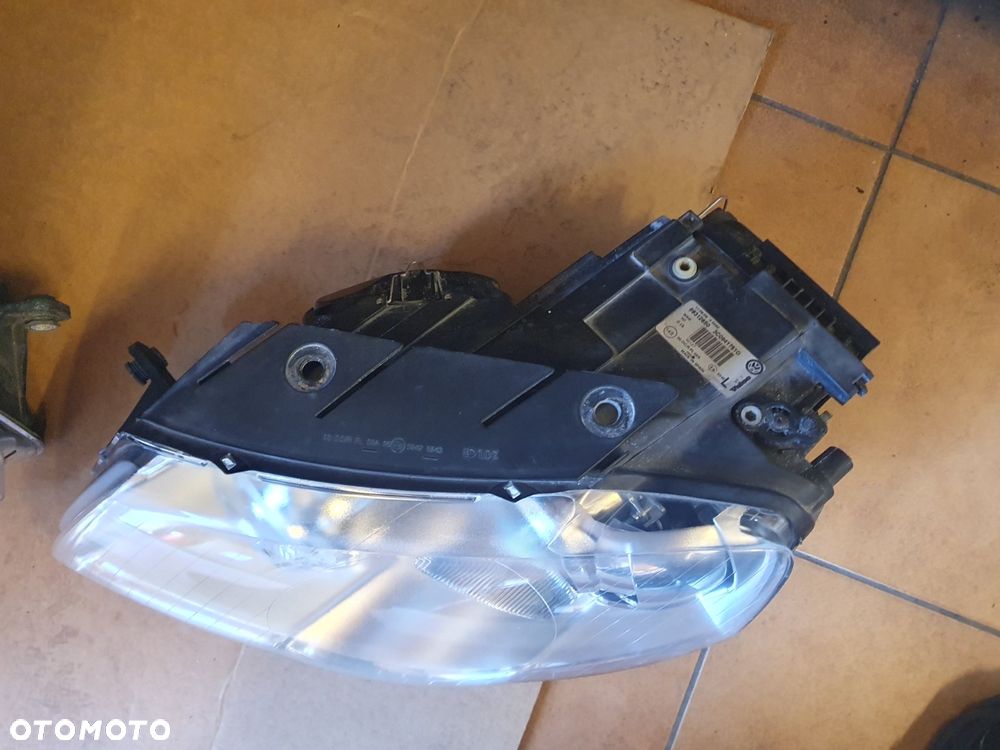 REFLEKTOR L/P VW PASSAT B6 BI XENON - 8