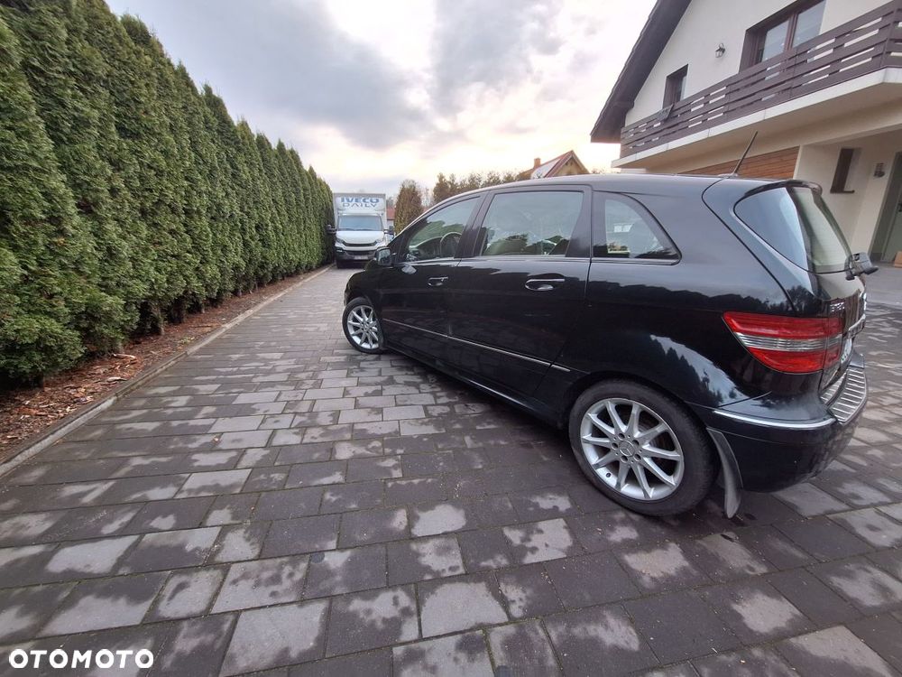 Mercedes-Benz Klasa B 180 CDI - 14