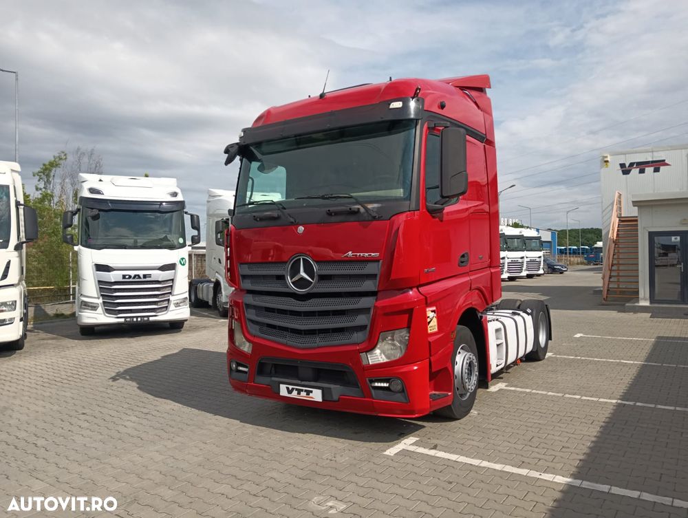 Mercedes-Benz ACTROS - 1