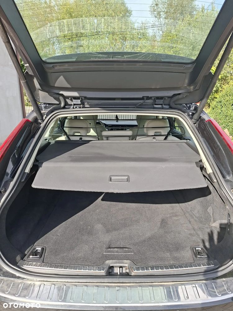 Volvo V90 - 13