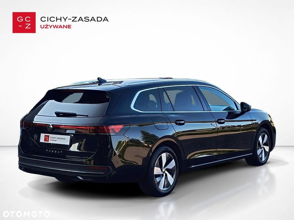 Volkswagen Passat - 5