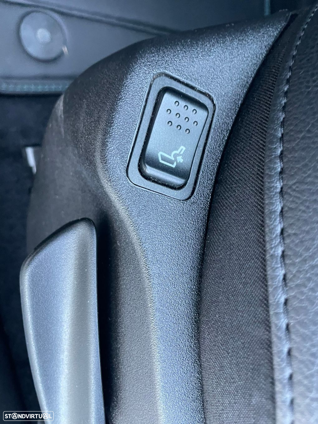Jeep Compass - 30