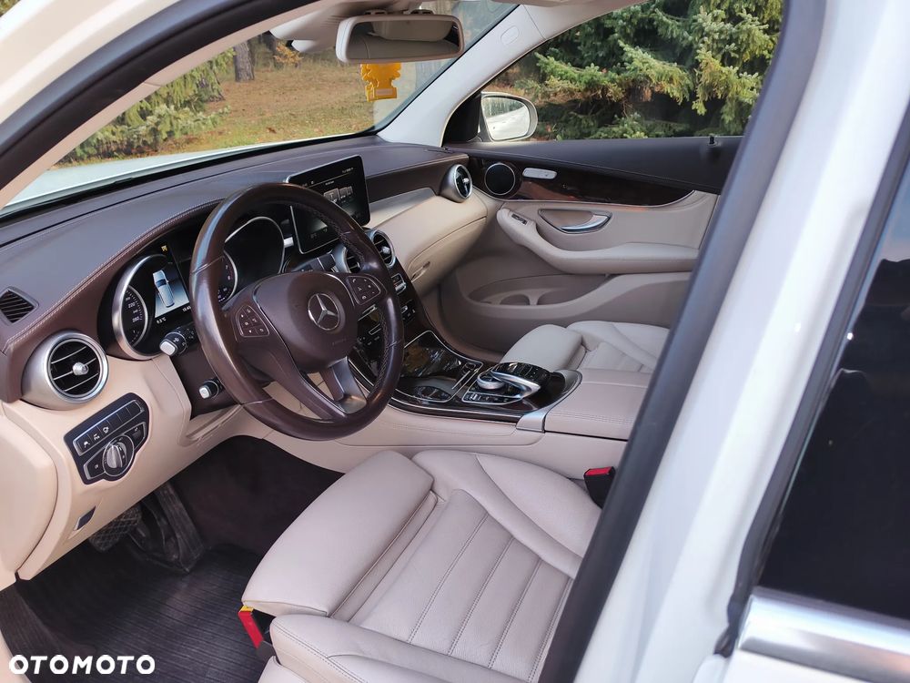 Mercedes-Benz GLC 250 4-Matic - 22