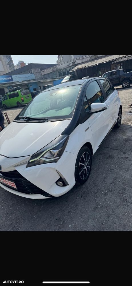 Toyota Yaris - 4