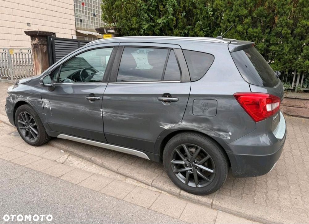 Suzuki SX4 S-Cross 1.4 T Premium - 3