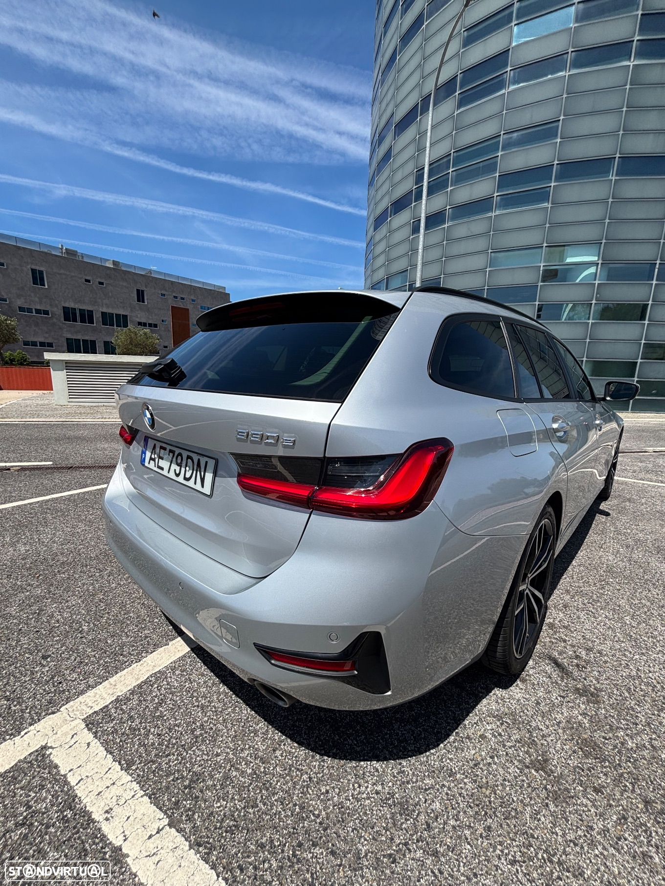 BMW 330 e Touring Corporate Edition Auto - 13