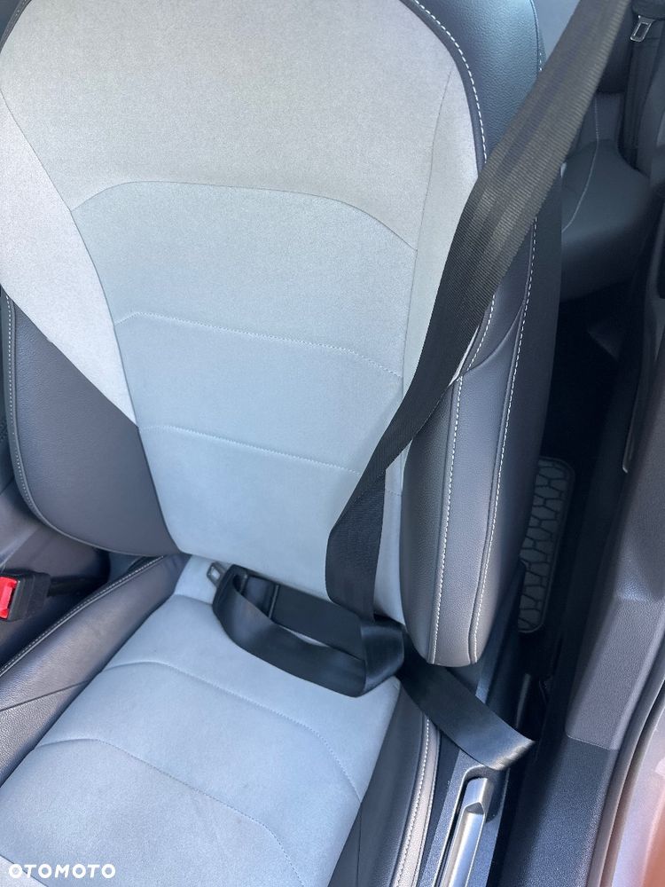 Volkswagen Arteon - 17