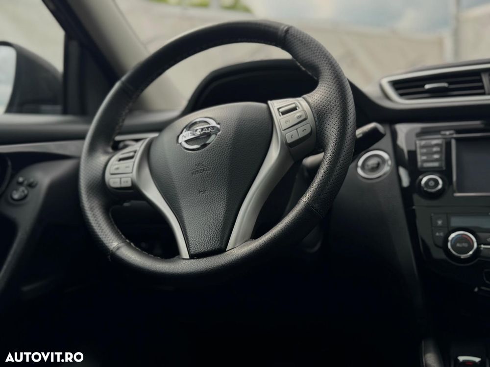 Nissan Qashqai 1.6 DCI ALL-MODE 4x4i N-Connecta - 7