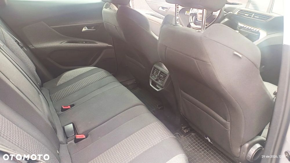 Peugeot 3008 1.2 PureTech Active S&S - 11