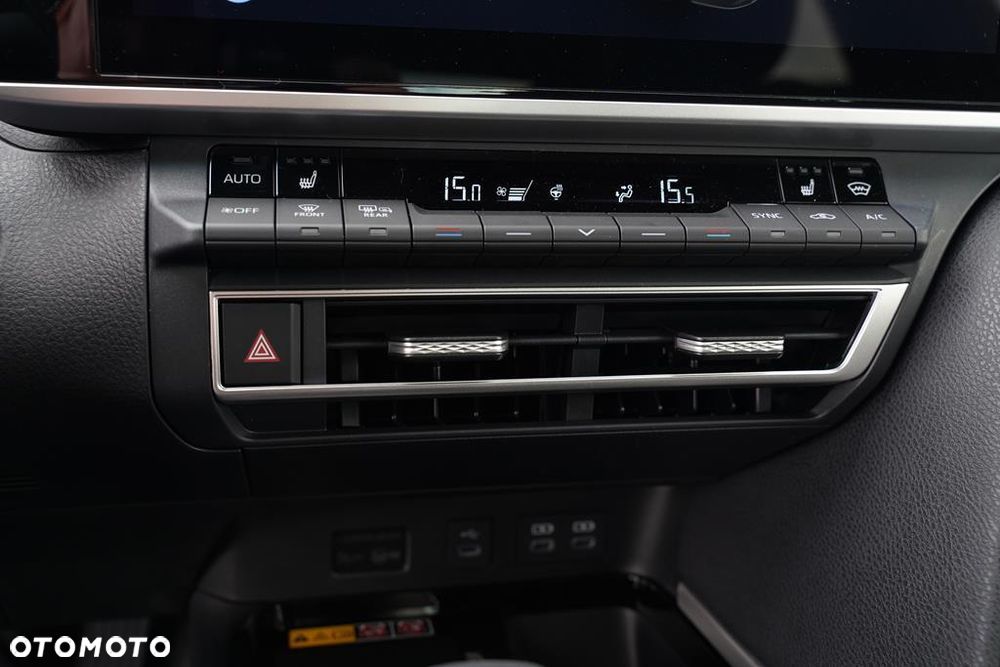 Toyota Camry 2.5 Hybrid Dynamic Force Comfort e-CVT - 21