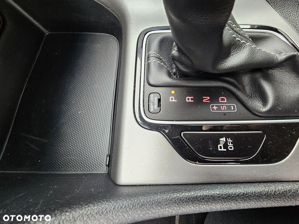 Kia Niro - 33