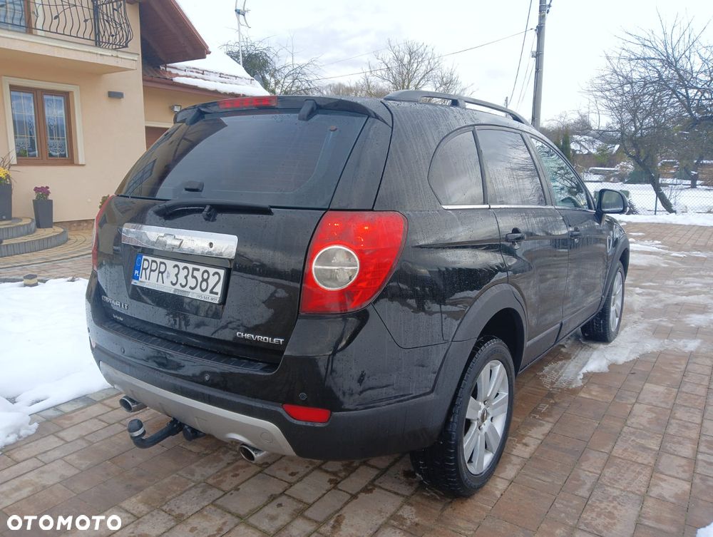 Chevrolet Captiva - 4