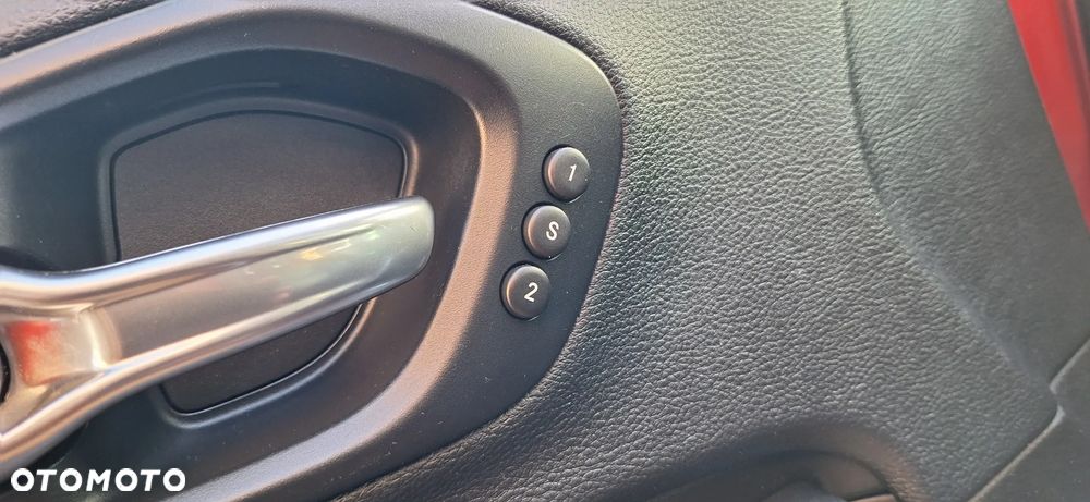 Jeep Cherokee 2.0 GME Active Drive I Limited - 15